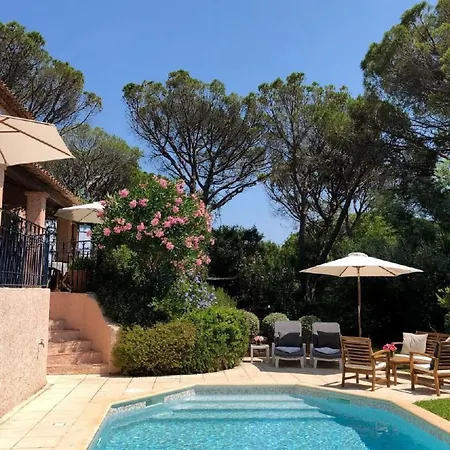 Hébergement de vacances Charmante Mit Pool Und Golfplatz By Interhome *